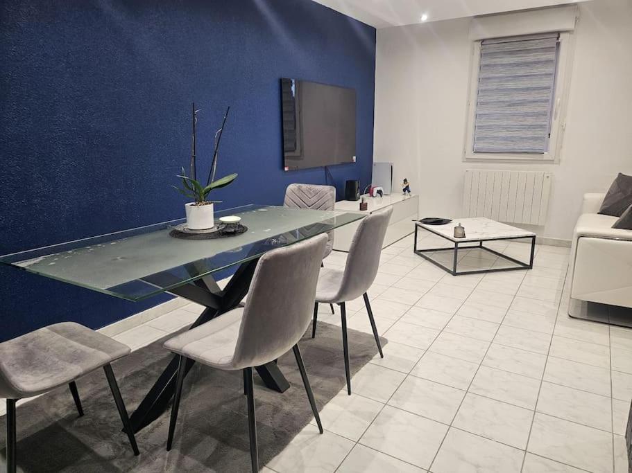 Appartement Cluses Exteriör bild